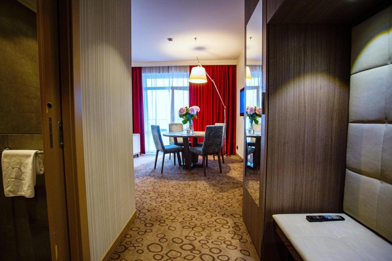 Domina Hotel Novosibirsk Dış mekan fotoğraf